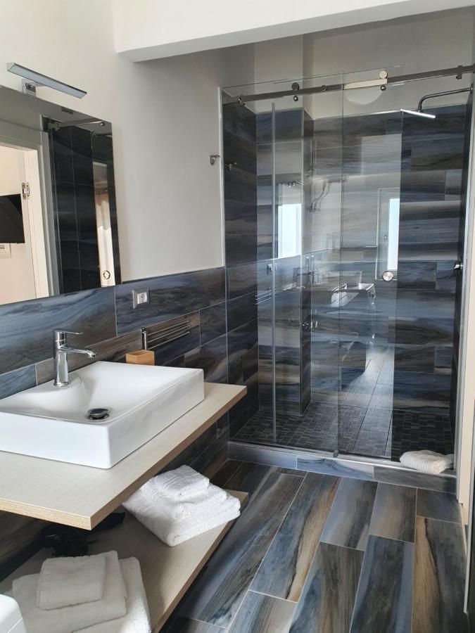 Setteabbracci Suite & Apartments 巴罗尼西 外观 照片