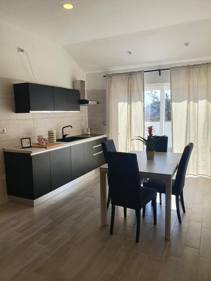 Setteabbracci Suite & Apartments 巴罗尼西 外观 照片