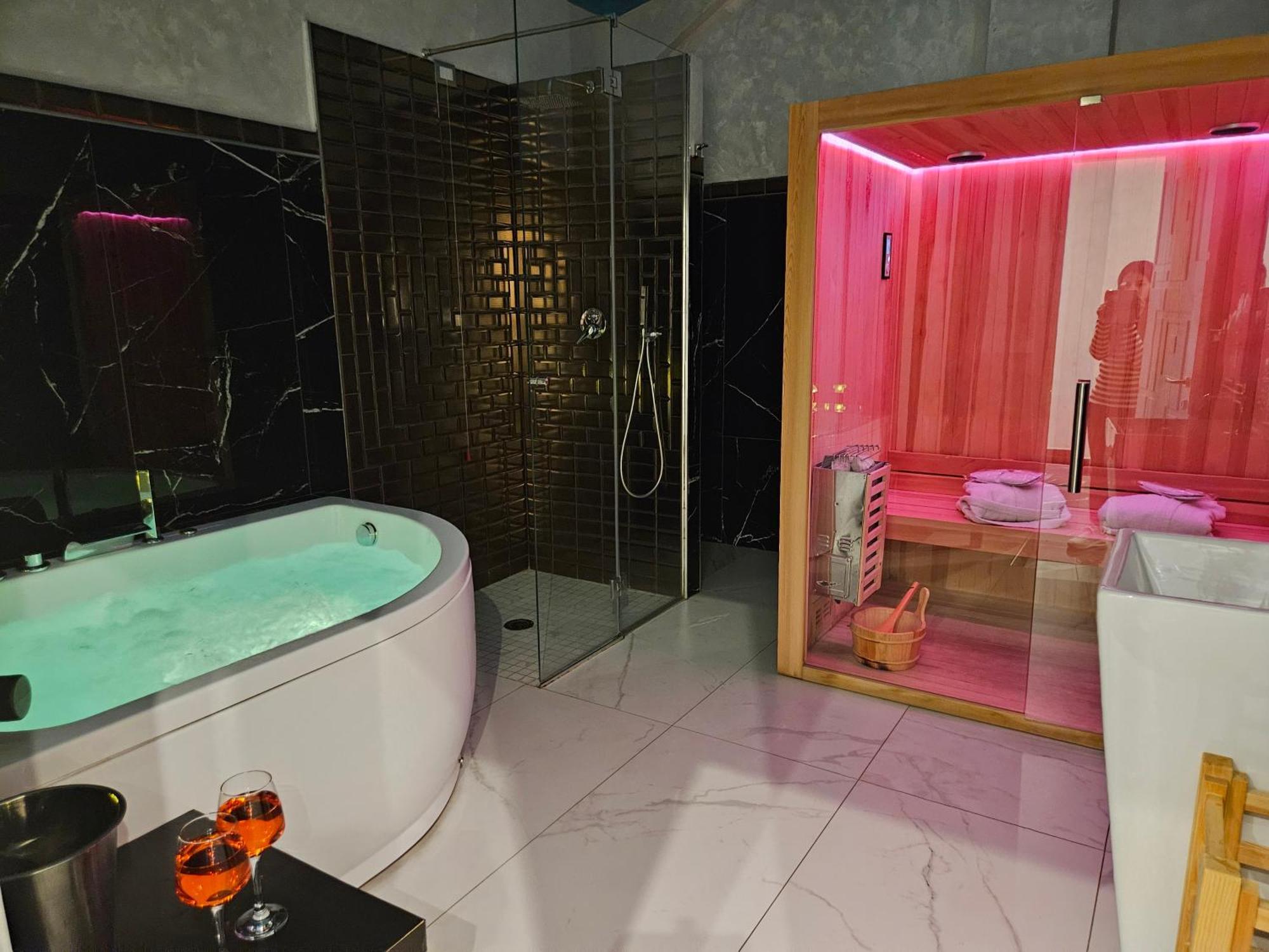 Setteabbracci Suite & Apartments 巴罗尼西 外观 照片